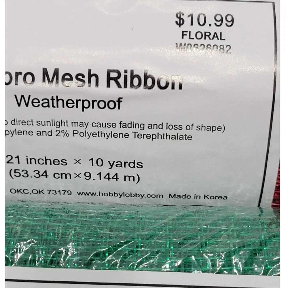 Wreath Craft Mesh NEW  6 Rolls  21in x 30ft Red Green Buffalo Plaid Patriotic